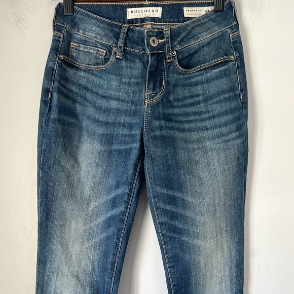 Bullhead Denim and Co Skinniest Ankle Short Juniors Size 1 - Picture 2 of 8